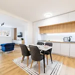 Apartman Center Gorusa Design *