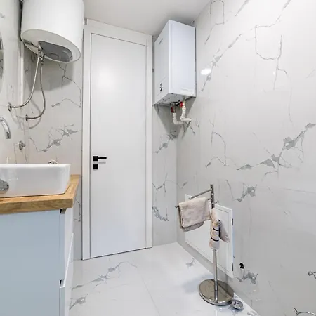 아파트 Center Gorusa Design 사라예보