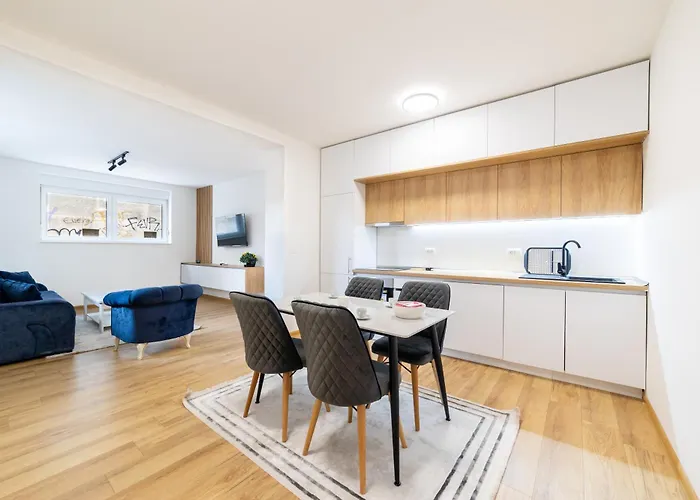 شقة Center Gorusa Design *